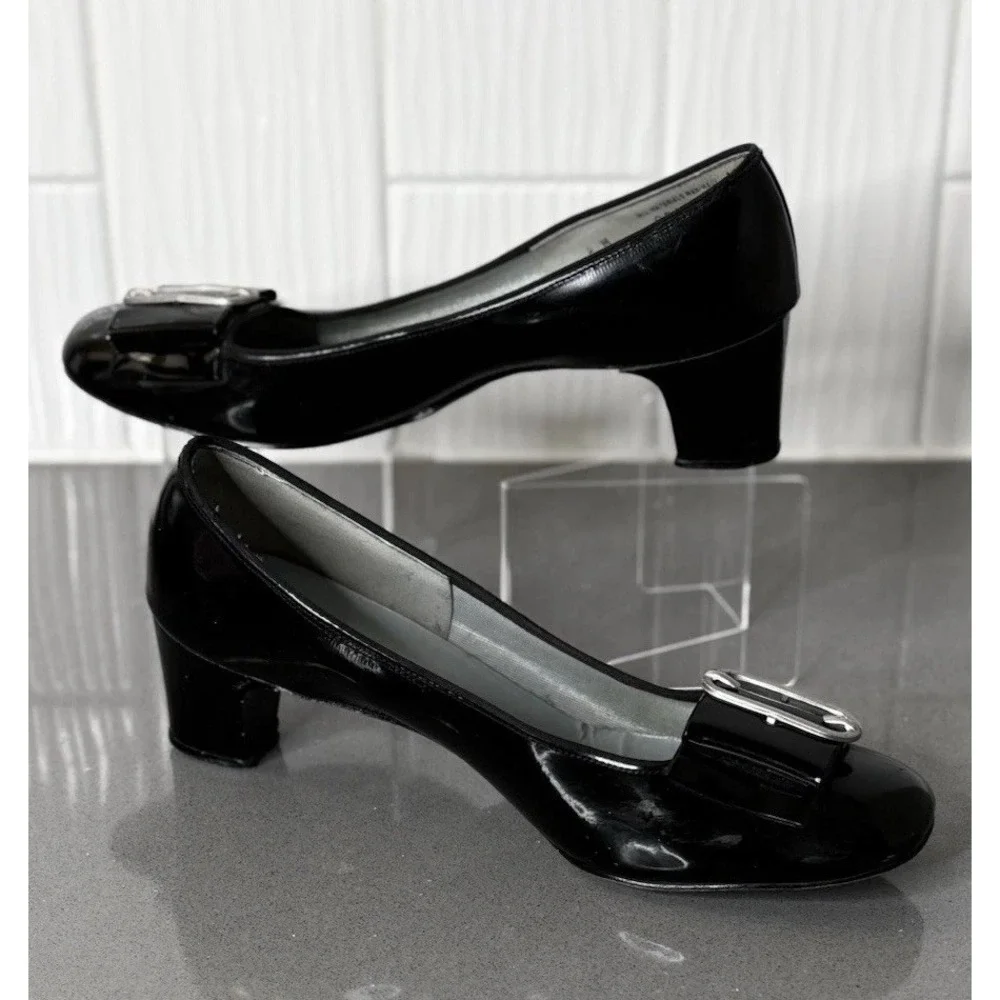 VTG Women's Pump Shoe Black Patent Leather By Charm Step 8M Silver Buckle VGUC